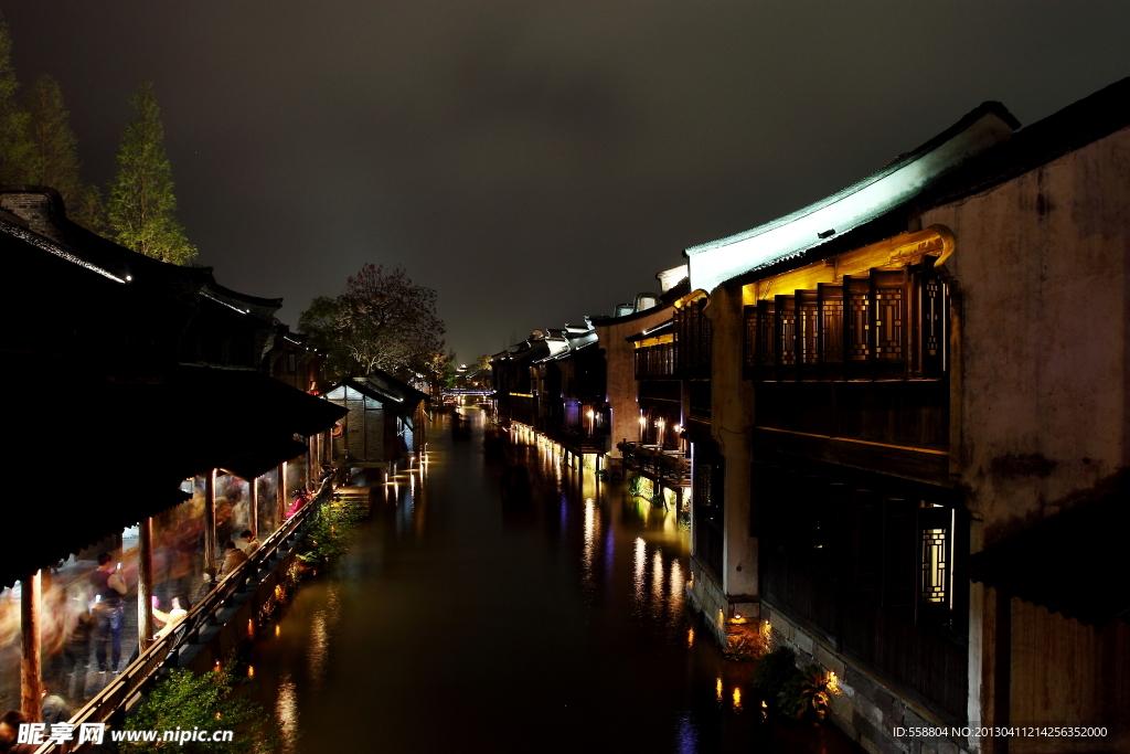 乌镇西栅临水民宿夜景