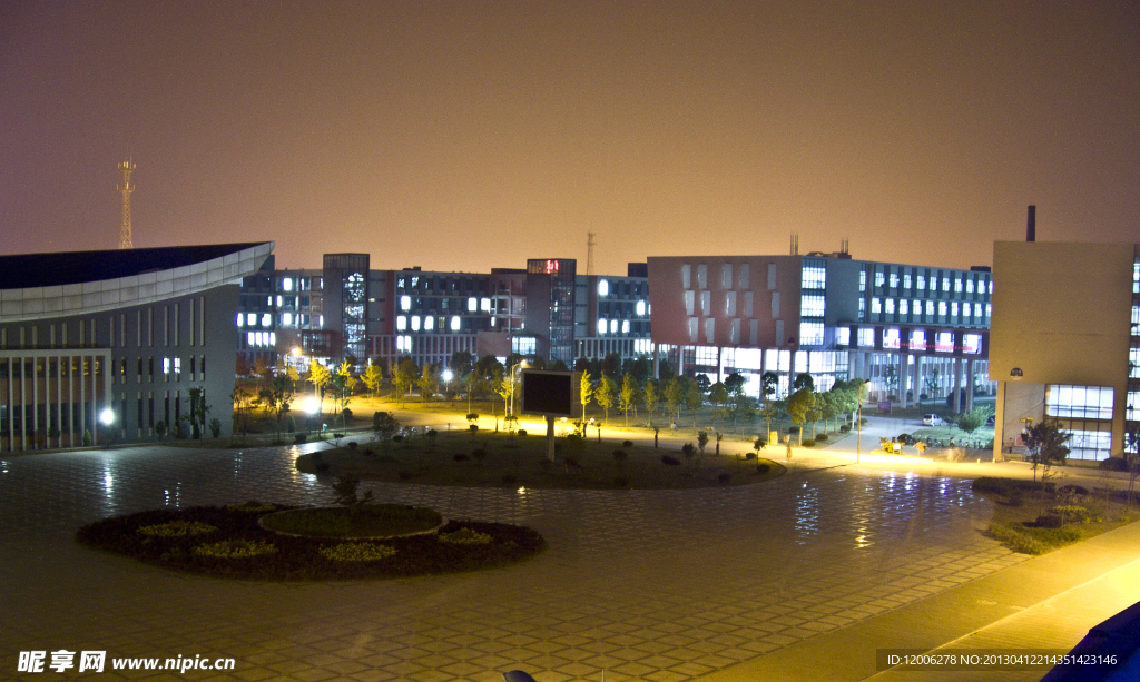 安徽科技学院西区夜景