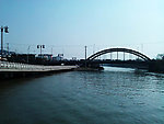 河流