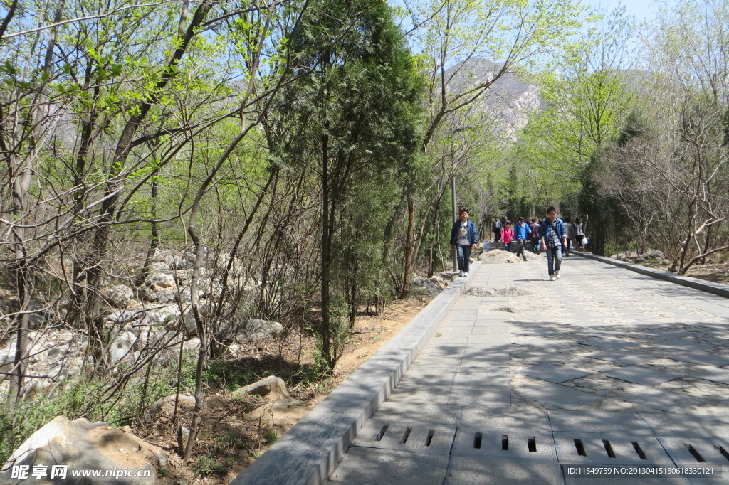 嵩山登山步道与叠石溪