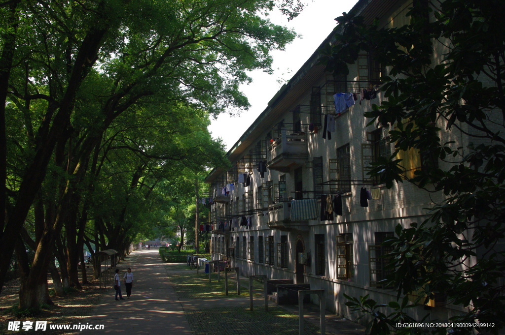 大学宿舍