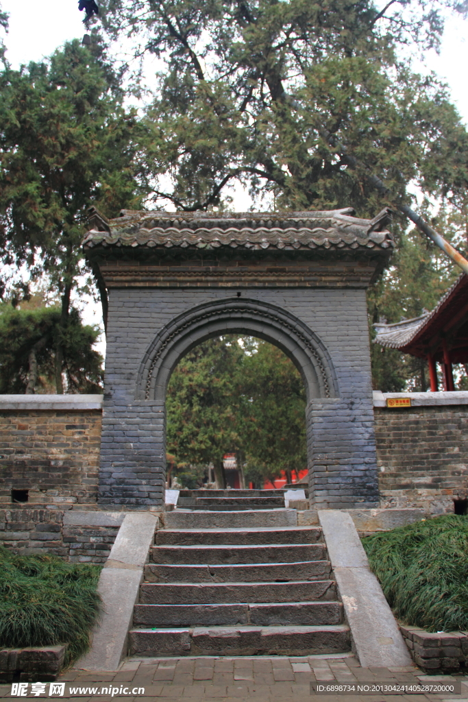 卧龙岗古建筑