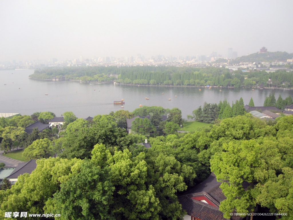 雷峰塔眺望远景城市