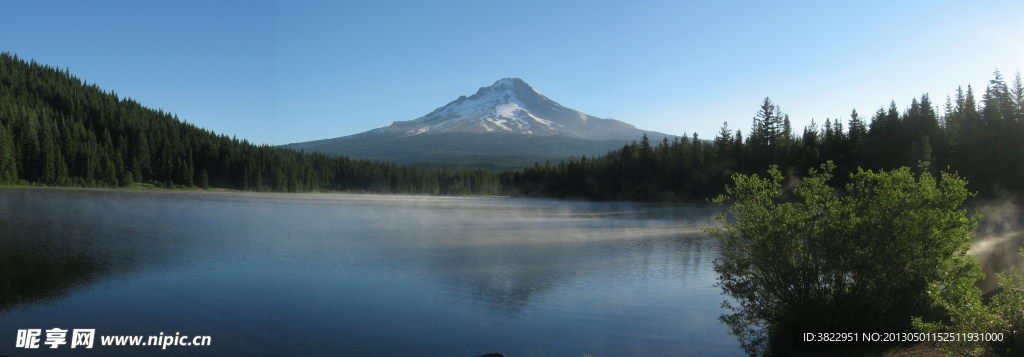 宽幅山水风景
