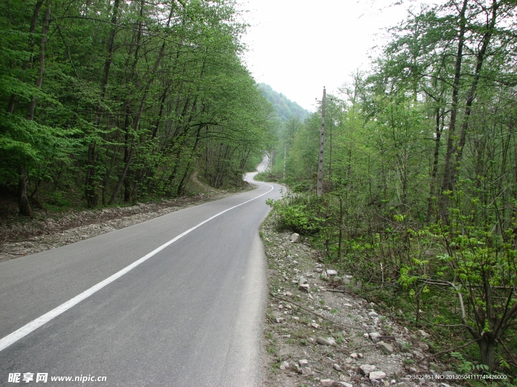 山间公路