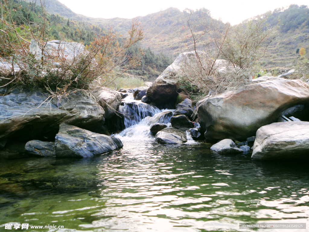 山泉