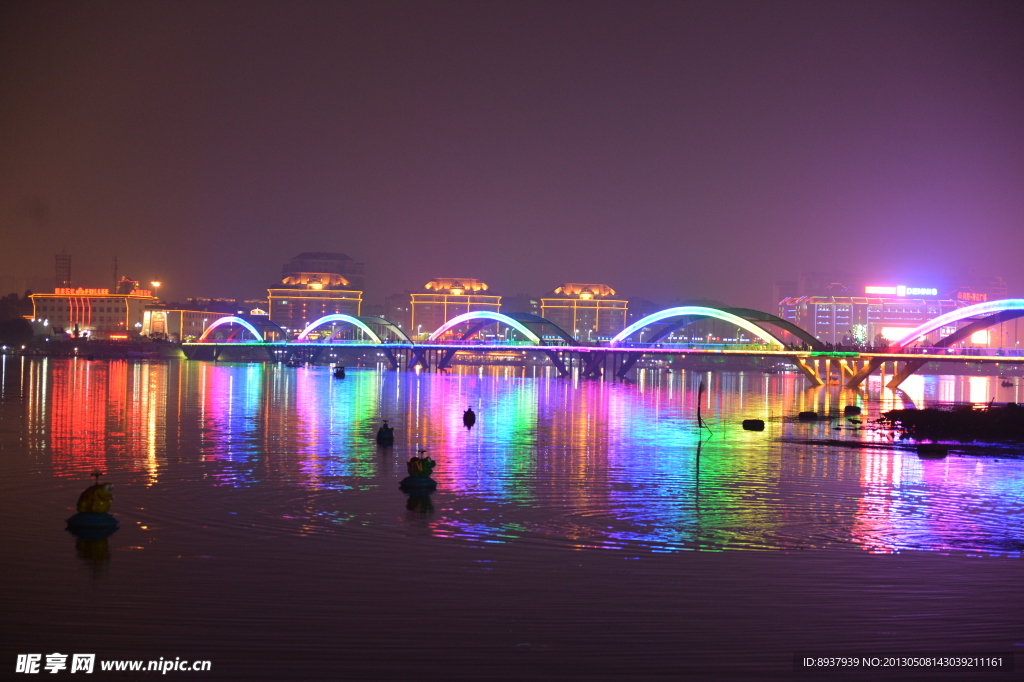 南阳育阳桥夜景