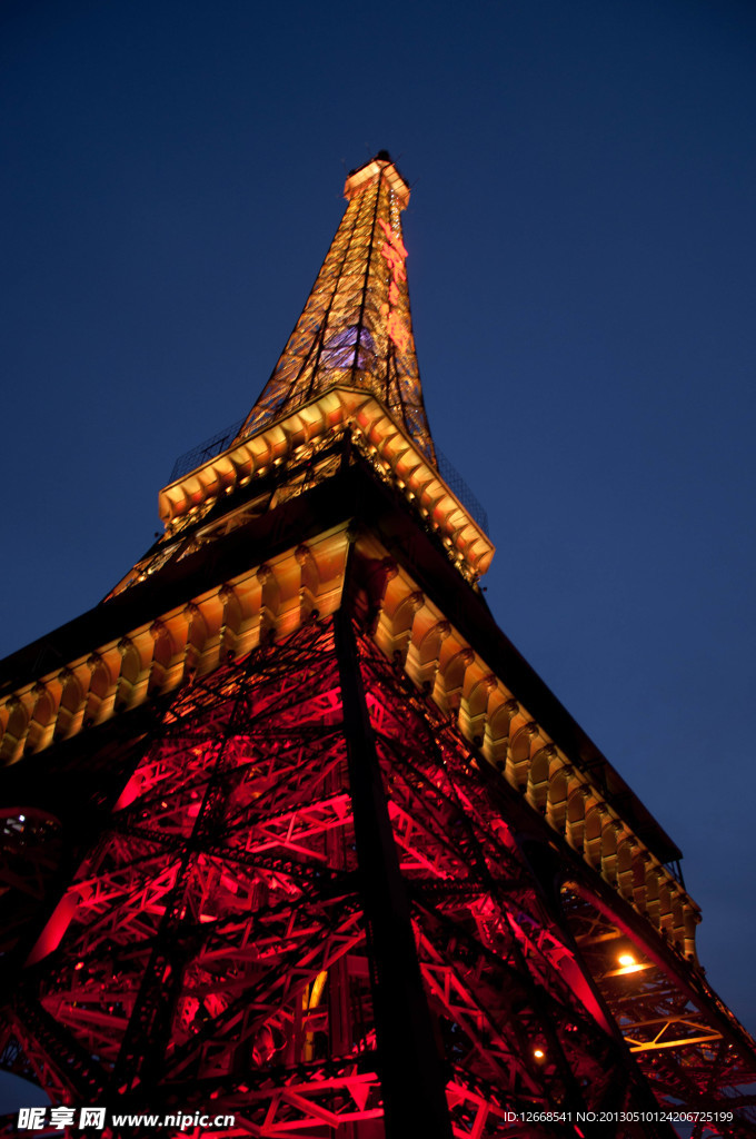 埃菲尔铁塔