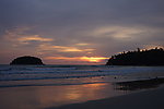 夕阳下的普吉岛海边