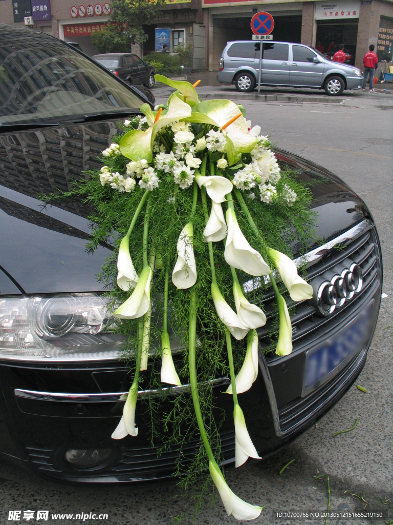 鲜花婚车