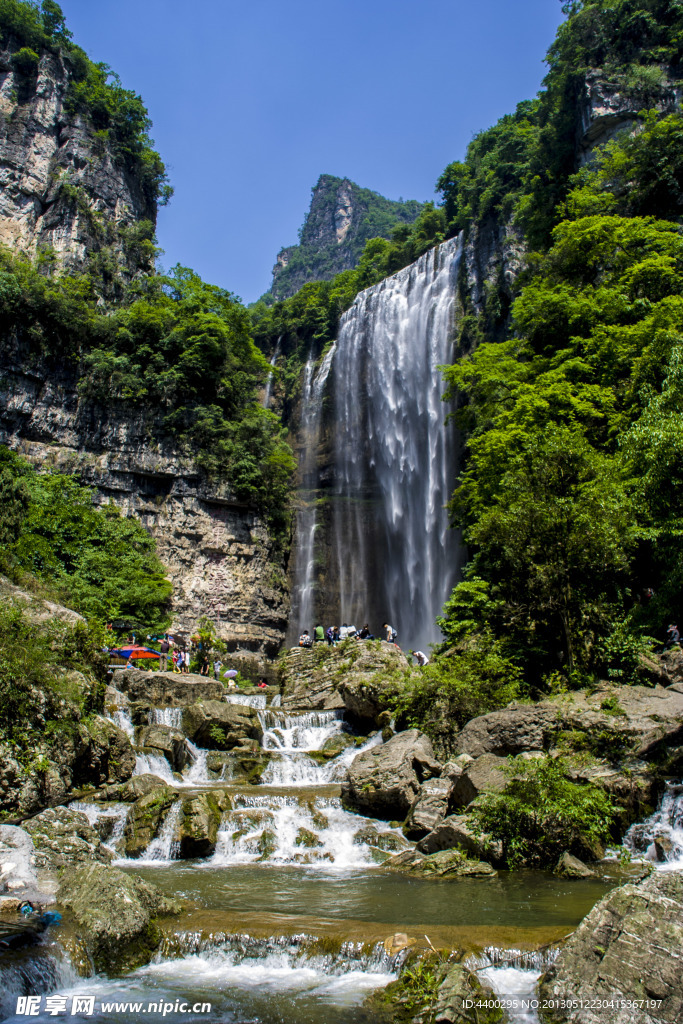 三峡大瀑布全景