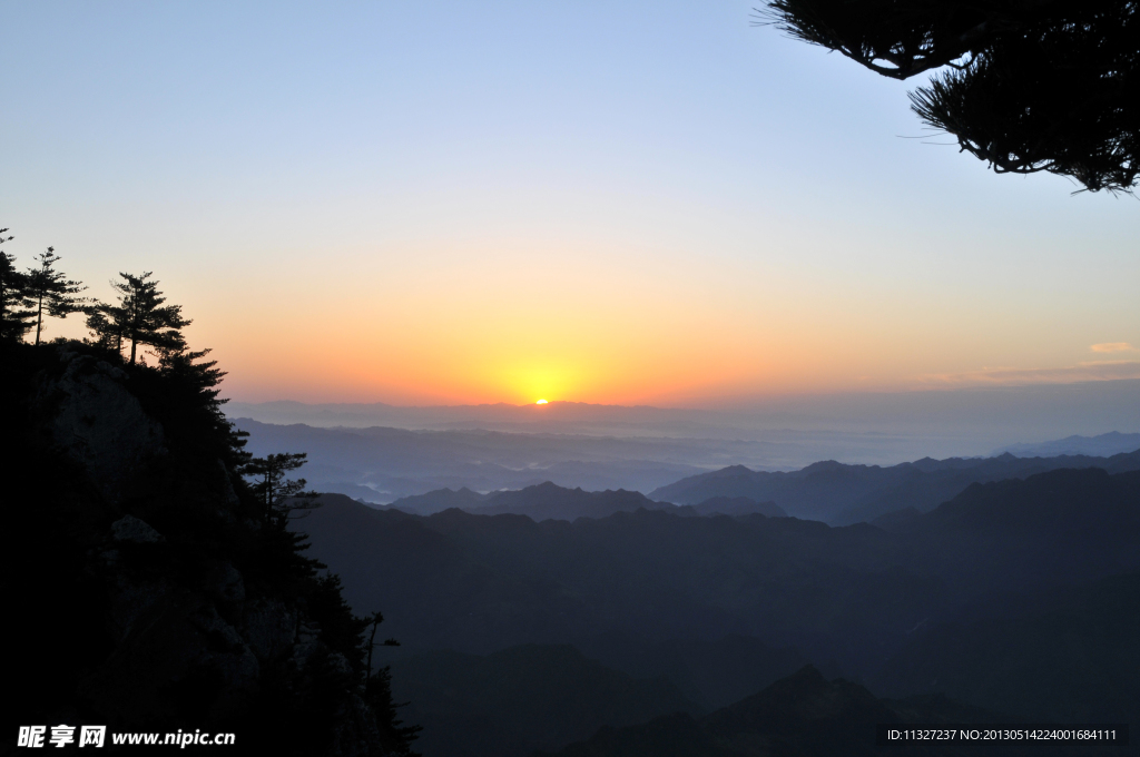 天竺日出