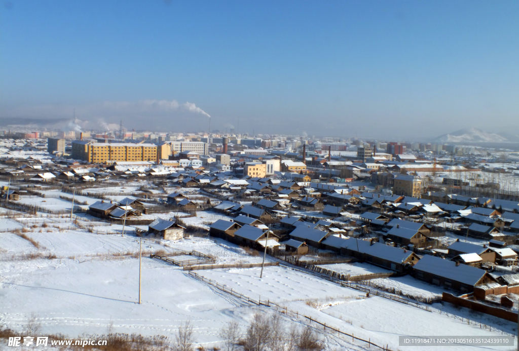 五峰山下远望根河