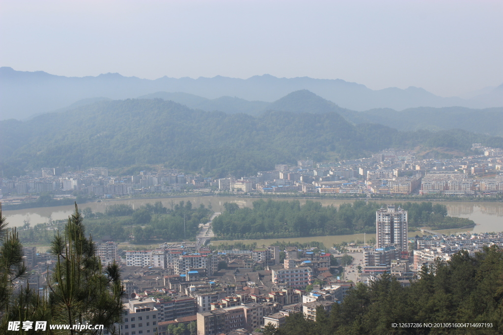 县城一景