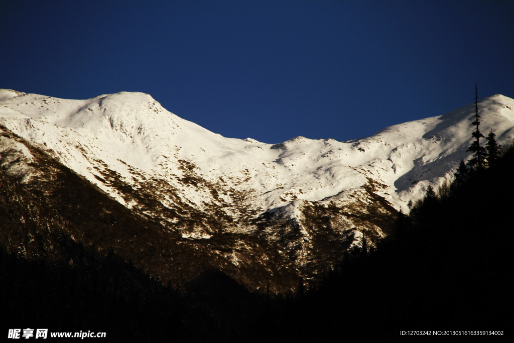 雪山