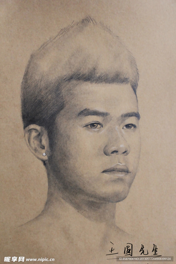 男孩素描