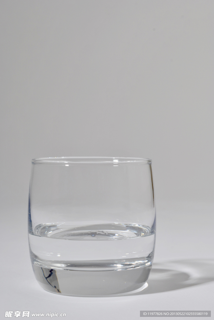 酒杯白酒