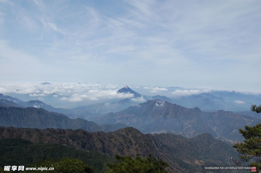大别山峰