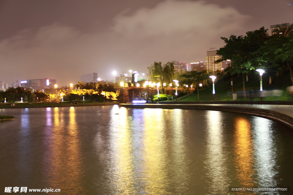 中山公园夜景