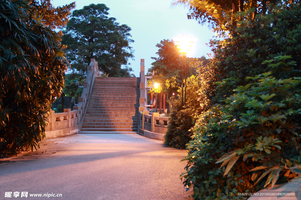 中山公园夜景