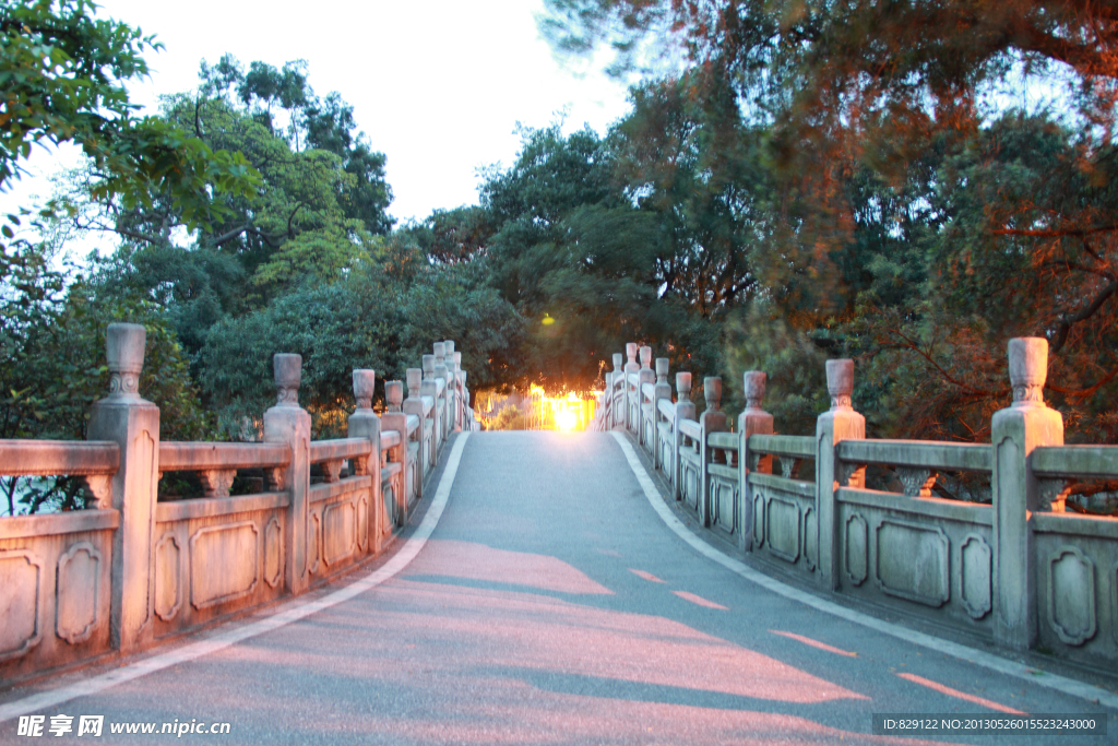 中山公园夜景