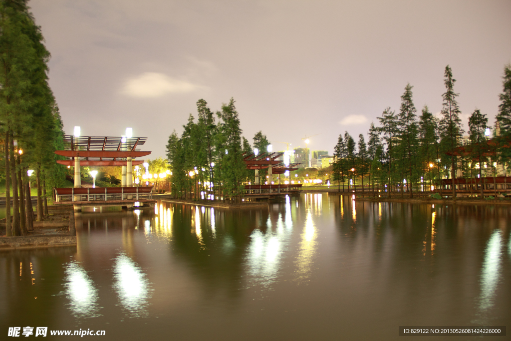 中山公园夜景