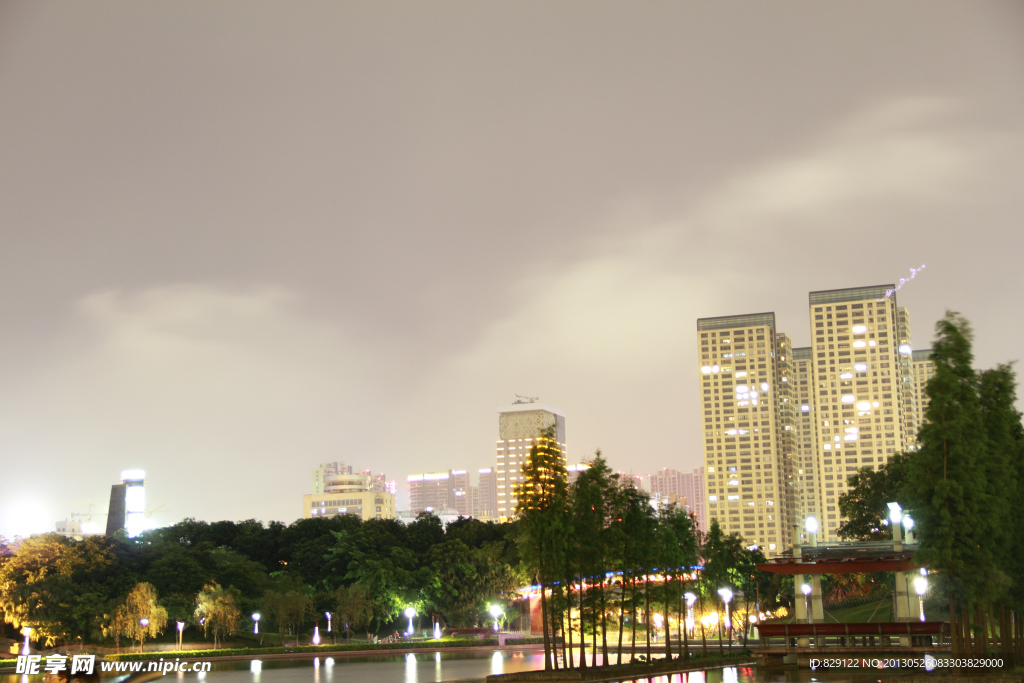中山公园夜景