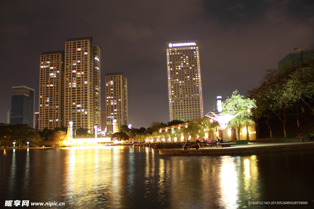 中山公园夜景