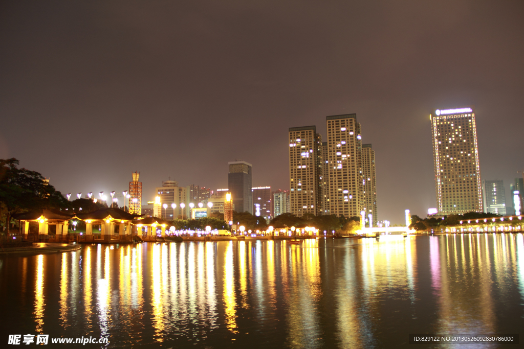 中山公园夜景