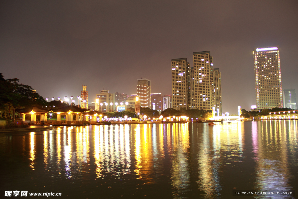 中山公园夜景