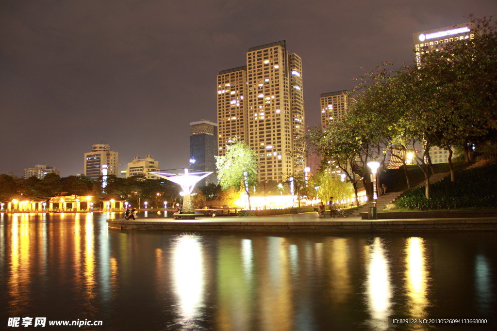 中山公园夜景