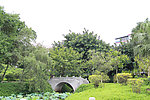 雷岗公园一角