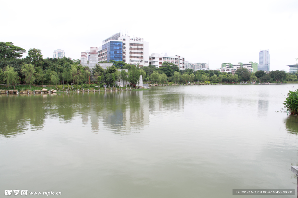 湖面景观