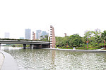雷岗公园一角