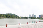 雷岗公园一角