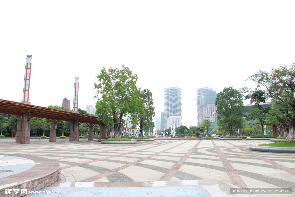 雷岗公园一角