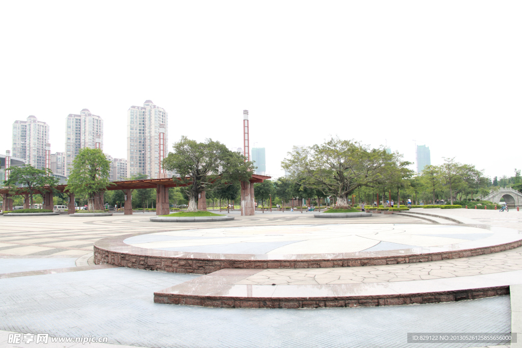 雷岗公园一角