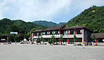 八达岭水关长城下建筑