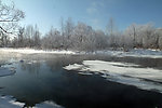 不冻河冬天风景