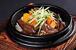 石锅红烧牛肉饭