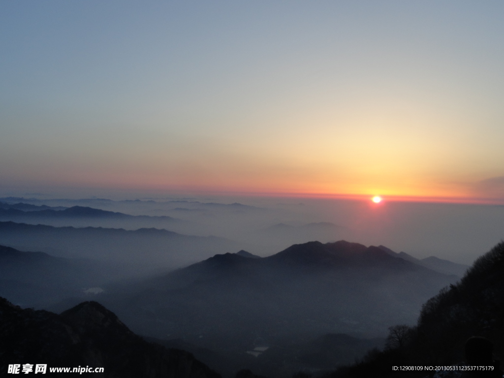 泰山日出