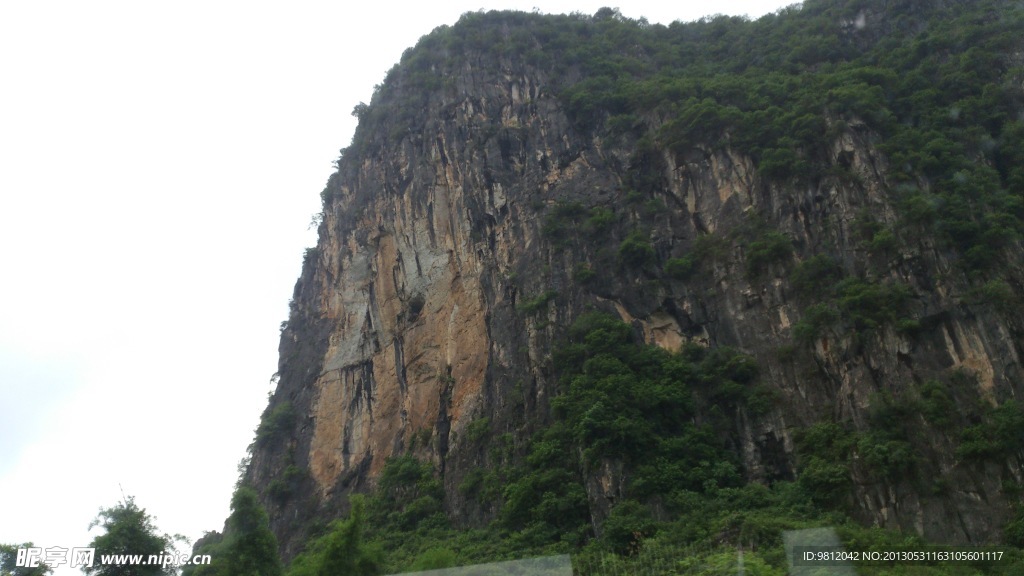 山峰
