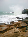 飞溅的海浪