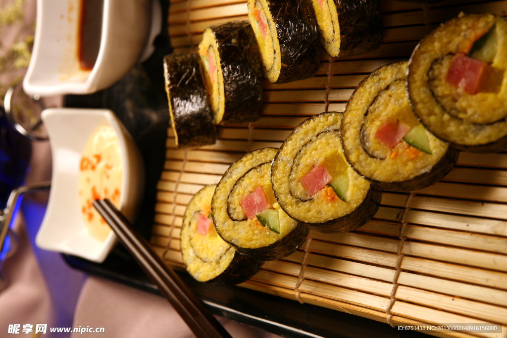 饭团寿司