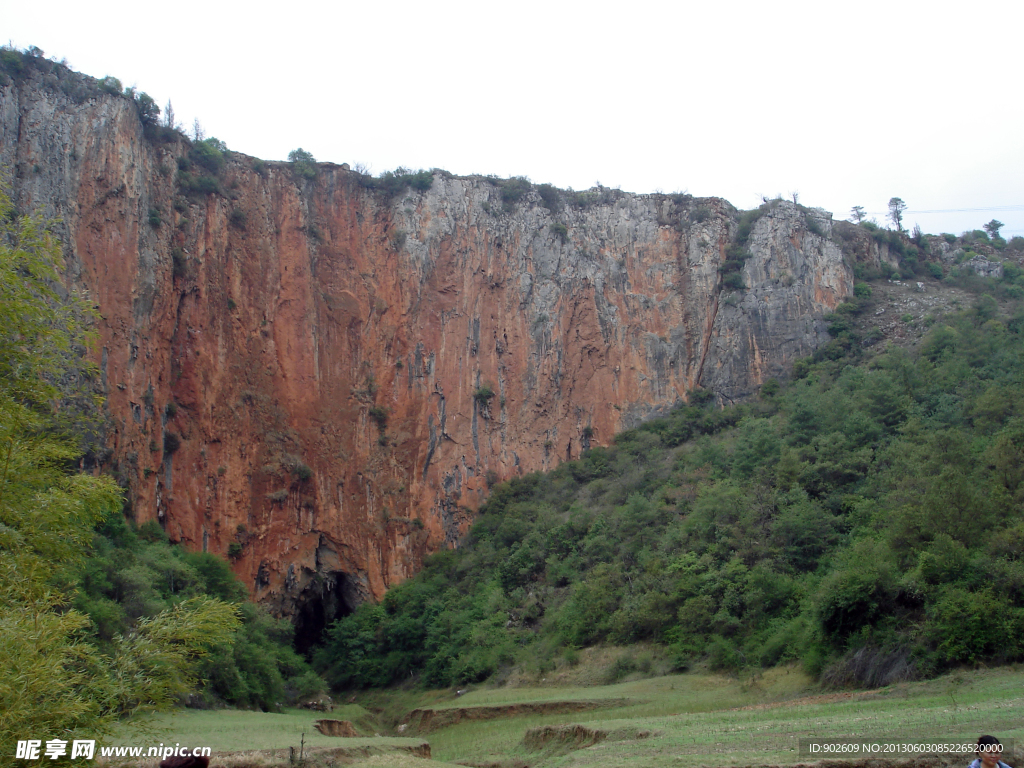 红石岩