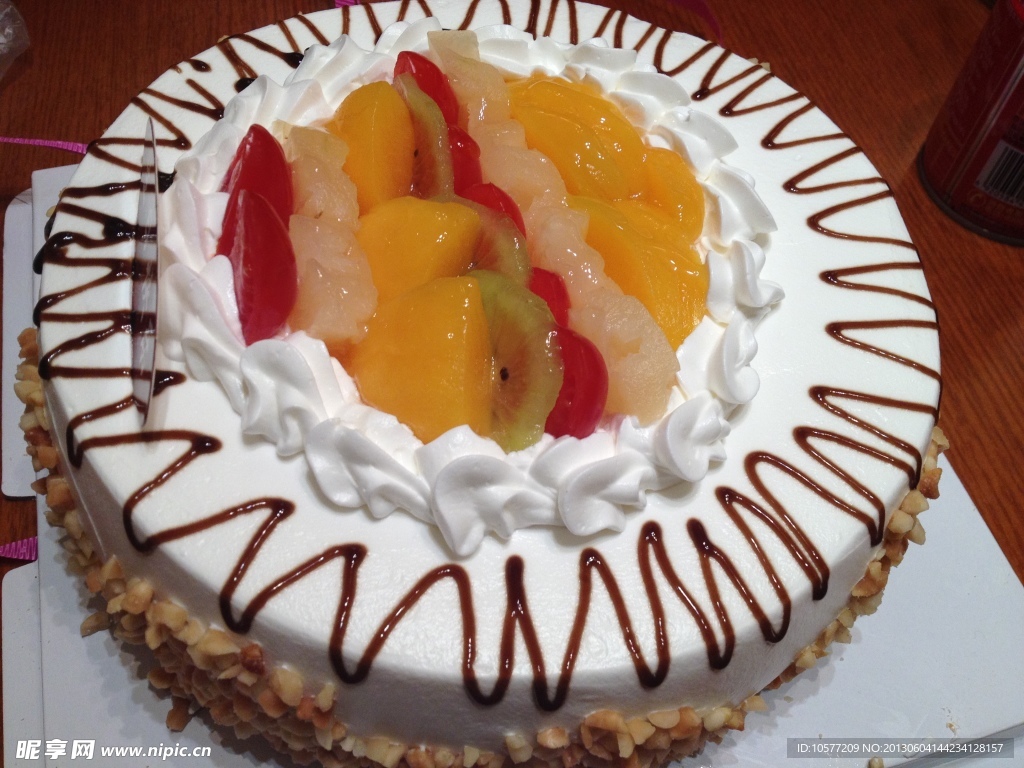 水果缤纷蛋糕