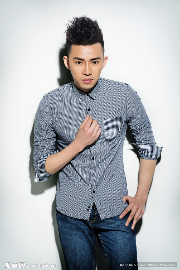 2013新款休闲男模