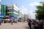 根河市龙凤大厦外景