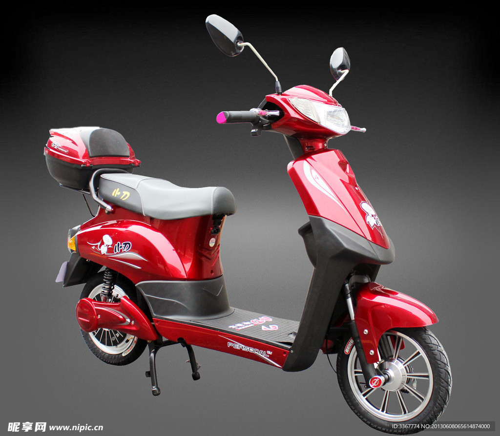 小刀电动车