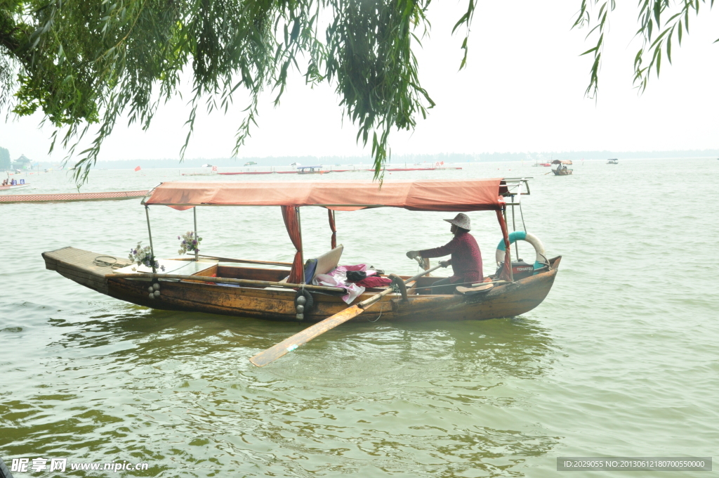 东湖游船